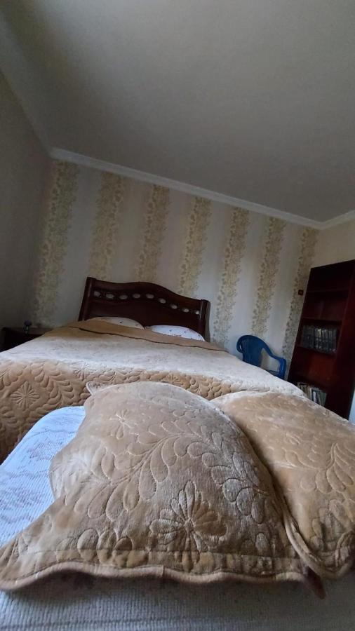 Boutique Hotel Pʼotʼi Bagian luar foto