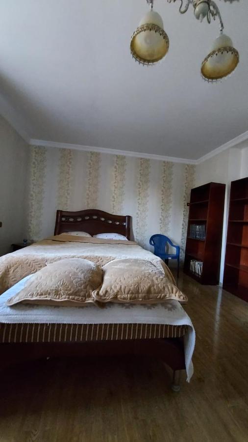 Boutique Hotel Pʼotʼi Bagian luar foto