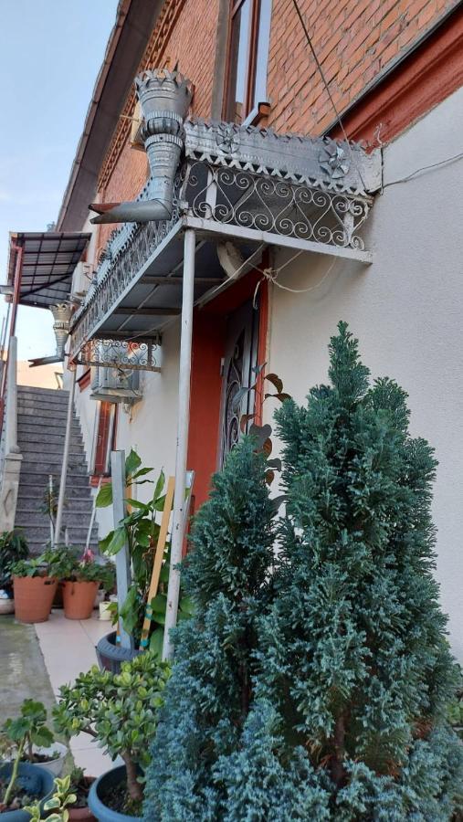 Boutique Hotel Pʼotʼi Bagian luar foto