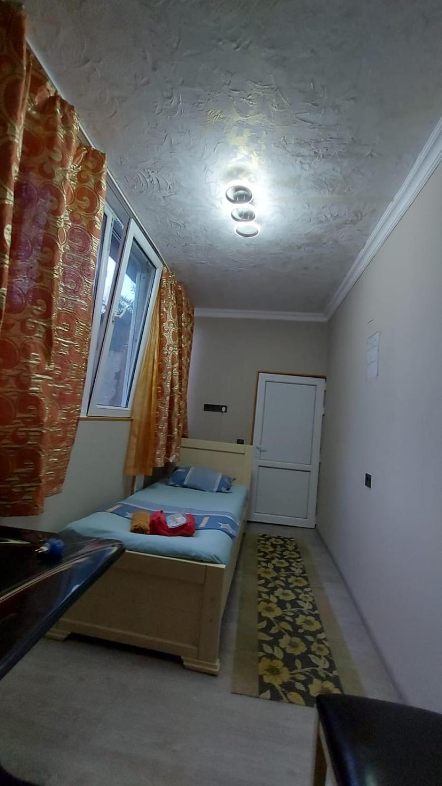 Boutique Hotel Pʼotʼi Bagian luar foto
